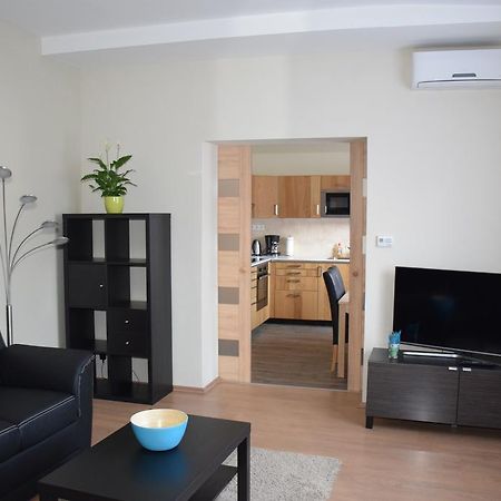 Nador Apartman Apartment Gyor Exterior photo